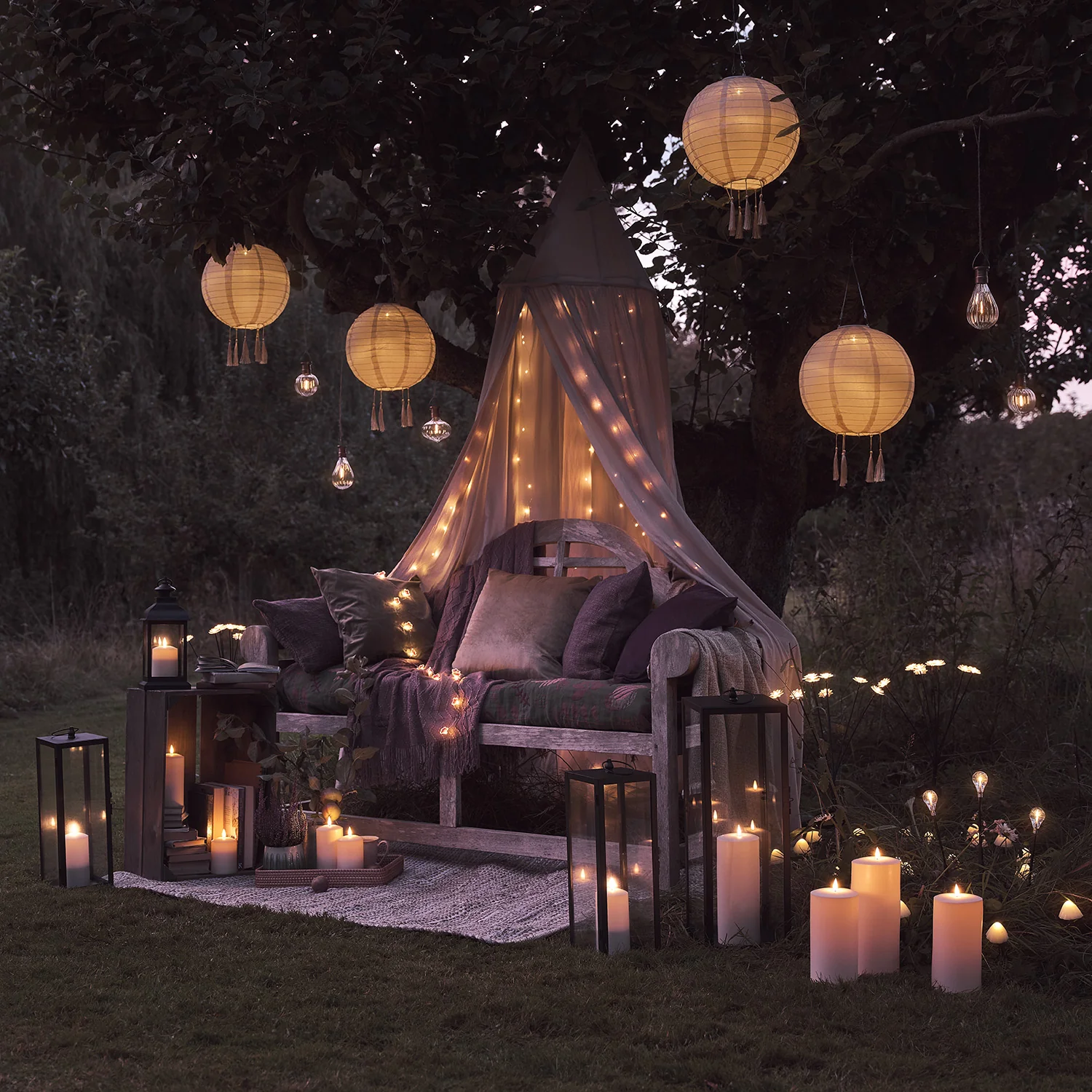 3 Lucena Cream Tassel Solar Lanterns - Image 3