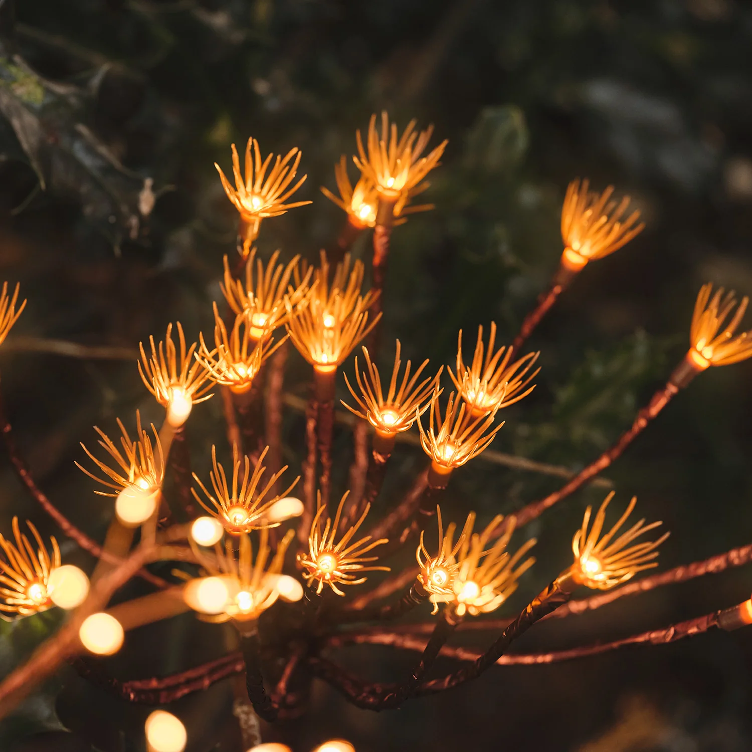 Gold Dandelion Starburst Solar Stake Light - Image 4